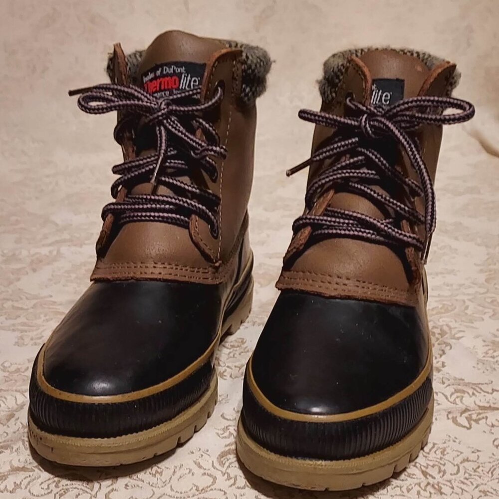 Dupont Thermo lite Performance Insulators Unisex Boots.  Sz 8 Snow Hiking Trails